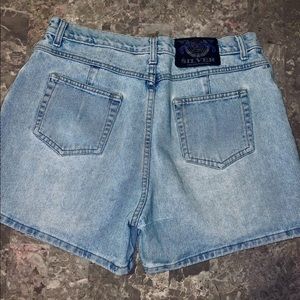 vintage silver brand mom shorts ( 32 w )
